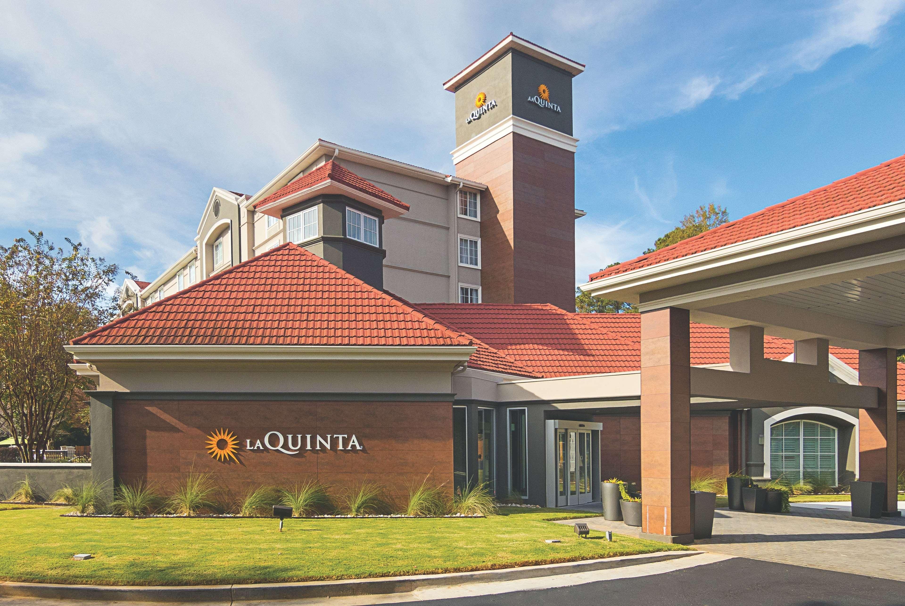 La Quinta By Wyndham Atlanta Conyers Hotel Exterior foto
