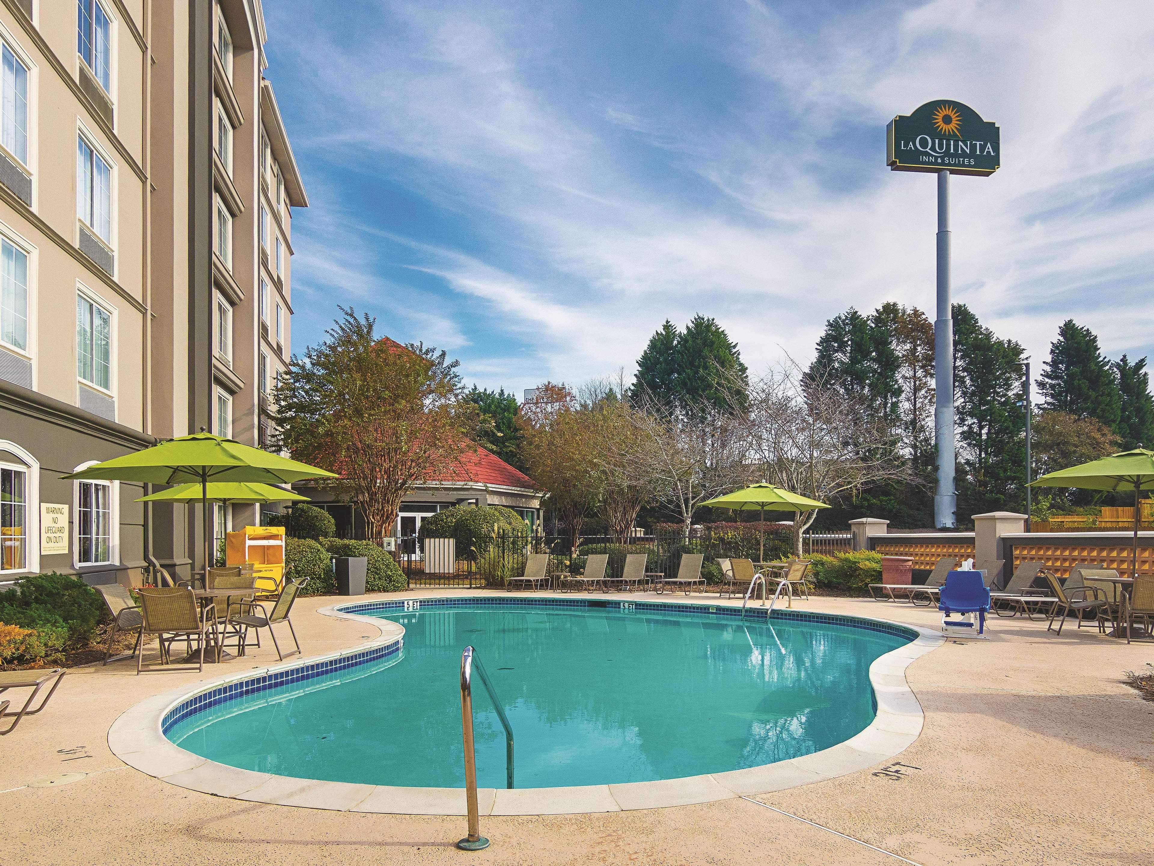 La Quinta By Wyndham Atlanta Conyers Hotel Exterior foto