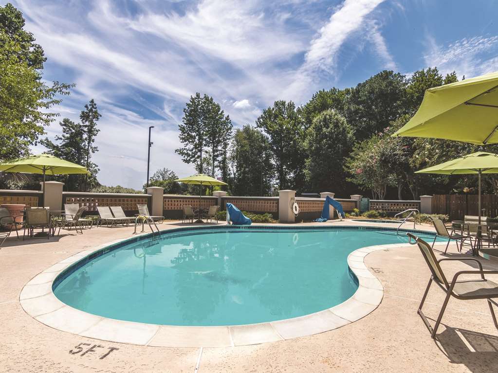 La Quinta By Wyndham Atlanta Conyers Hotel Instalações foto